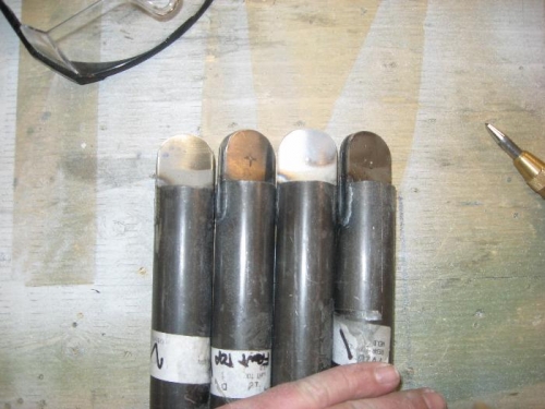 Strut ends rounded off on the grinder