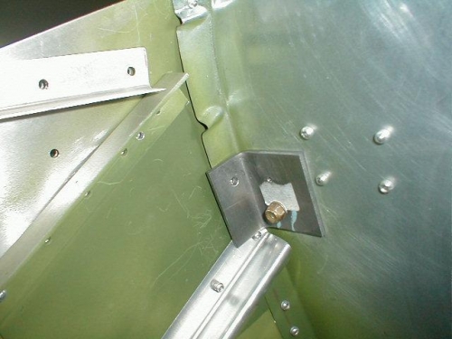 Inside the cabin back plate for side mounts