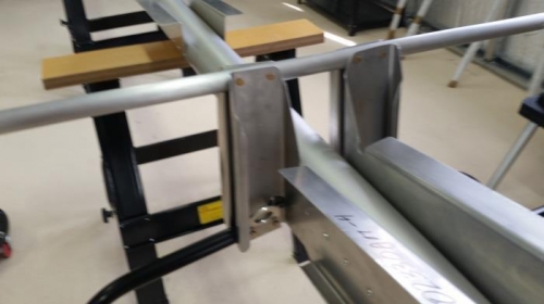 Strut Carry Through and Under Carraiage Bars