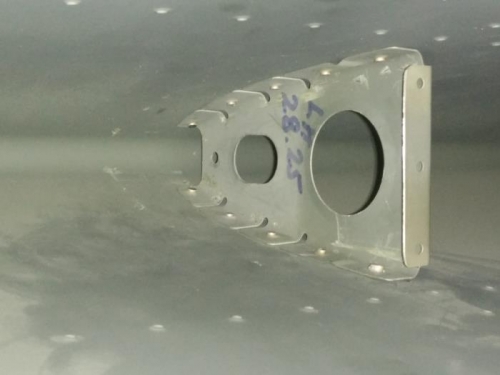 L/H Nose rib rivets installed