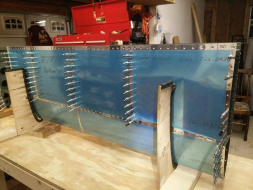 Skin riveted to front spar