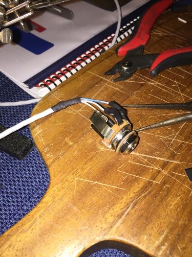 Spare mic jack soldered