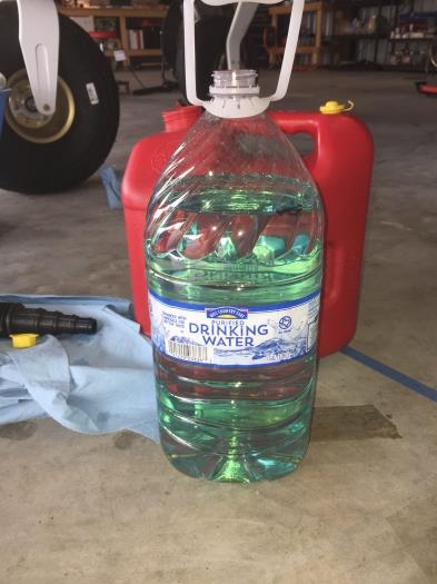 One gallon container