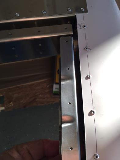 test-fit of hinge/tip rib to rudder