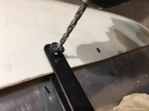 Drilling the wingtip with a hole finder