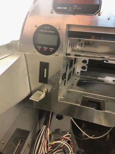 Flap switch and position indicator