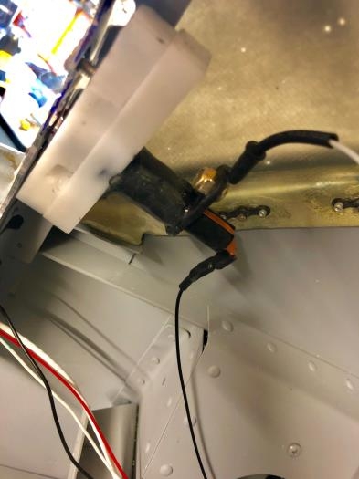 Canopy locked switch mechanism