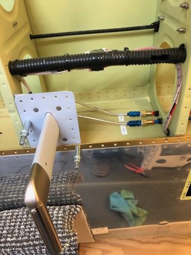 Joined aluminium and plastic tubes