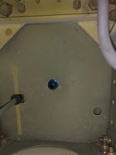 The adapter doesnt fit! need to expand the hole in the floor skin