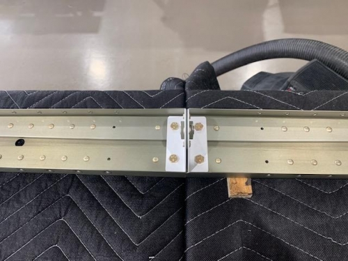 Torqued bolts for elev bearing block