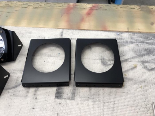 Wing lighting housing