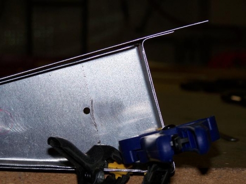 No clamps before bending out the rib flanges to exactly 90 degrees.