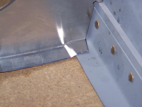 Another joggle. NOT the one I sheared. Little tighter radius than I like but OK.