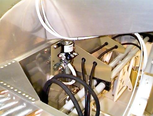 Master and starter relays installed.