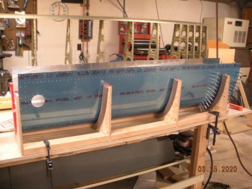 R. Tank skin in the cradle