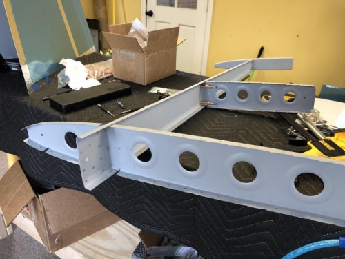 Preparing to rivet the ribs to the fwd VS spar