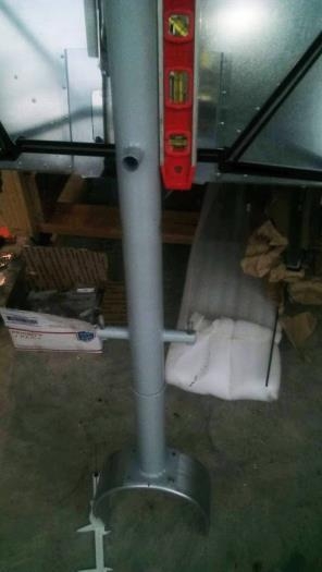 Doubled checked center of strut mounting