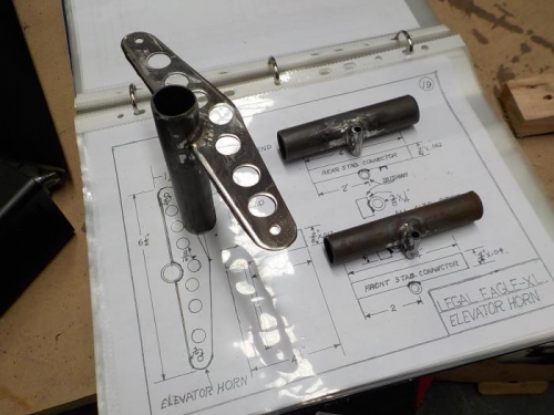 Stabilizer connectors