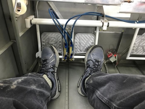 setting rudder pedal reach