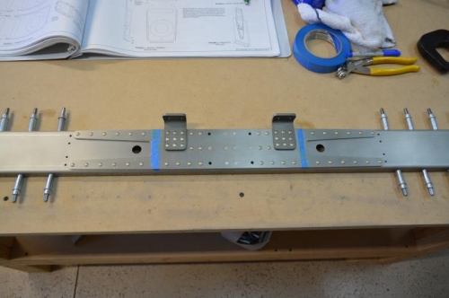 Front side HS spar rivets (21-077)