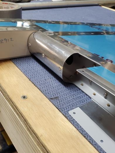 Top part of leading edge