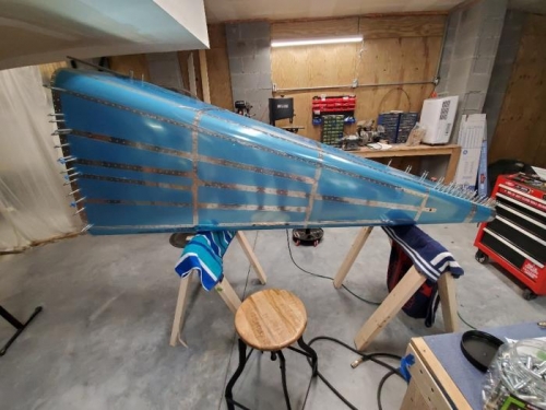 Bottom and side skin riveted