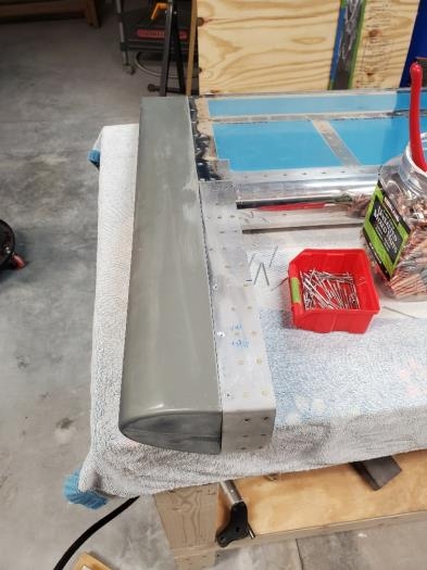 Right elevator faiing attached