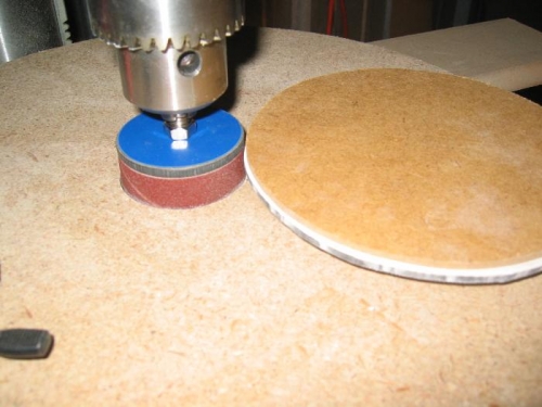 Sanding covers with a wood pattern