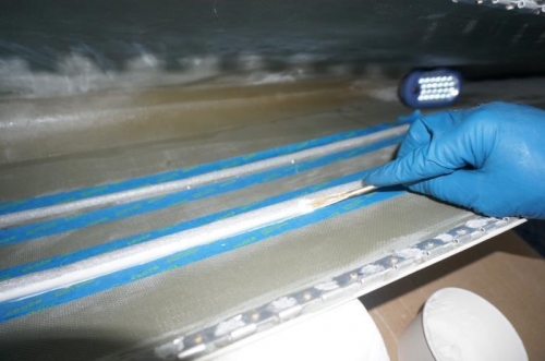 Applying micro fillet to foam rod stiffener cores