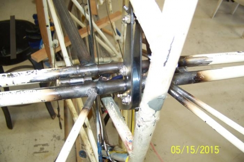 Elevator control horn
