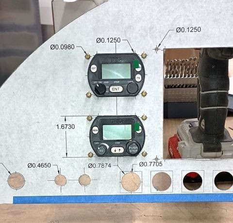 Transponder on top, radio on bottom