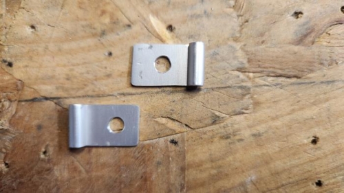 2 pieces of hinge halves