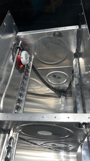 inside of outboard rib right tank