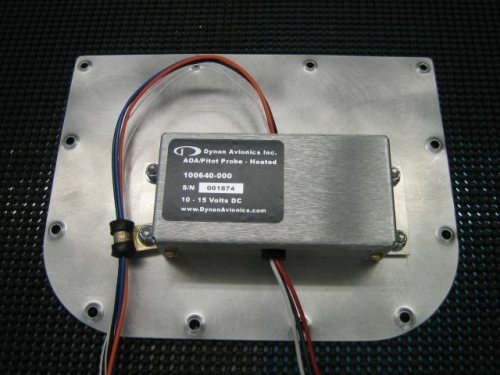 Pitot heat controller mounted