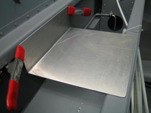 Tray for mouting VP-50 CU
