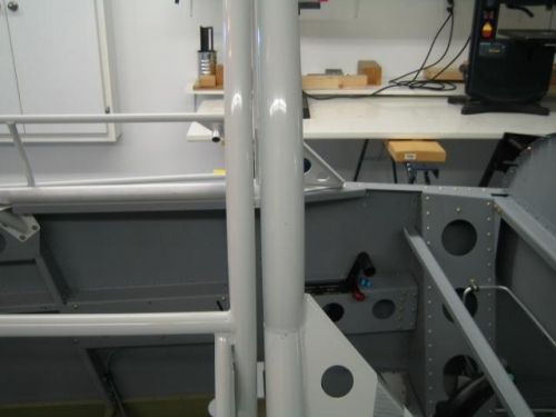 Sideview of frame to roll bar