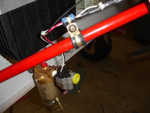 Fuel flow sensor wiring
