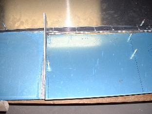 Rough positioning right aileron