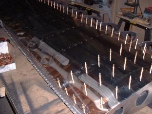 Riveting complete left top & bottom skin