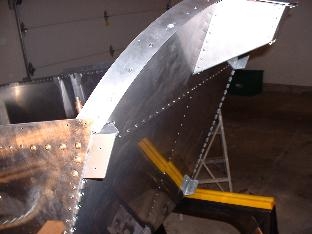 Upper firewall riveted