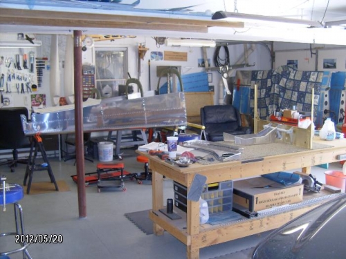 Work bench is center bay of shop.