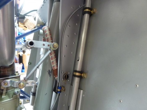 Routing of the carb heat cable