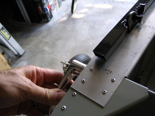 Handle down, latch released