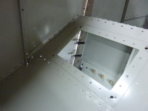 Rear uprights clecoed to spar web