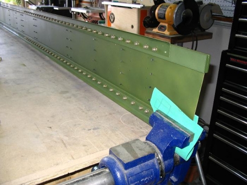 Swivel vise to hold things upright for riveting