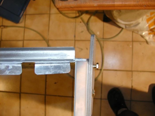 bracket not flush with spar