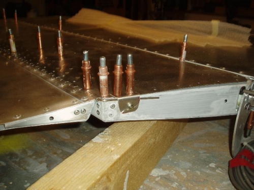 elev trim tab & hinge pin secured