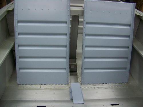 Front view of right/left seat back & Tunnel Cover