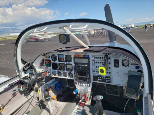 A friend's RV-7A with Hand Grips