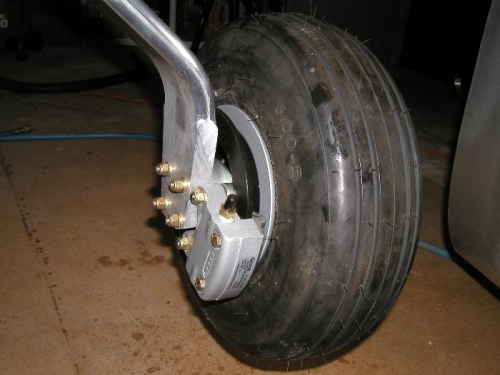 Left rear wheel , tire and disc brake